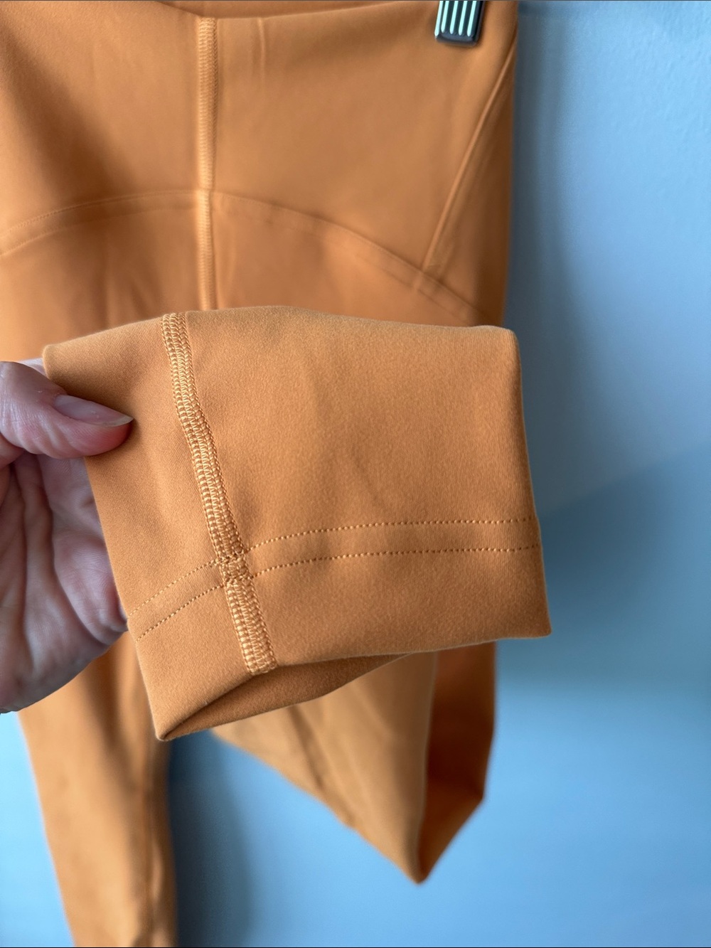Lululemon InStill High-Rise Tight 25” in Autumn Orange - Picture 8 of 11